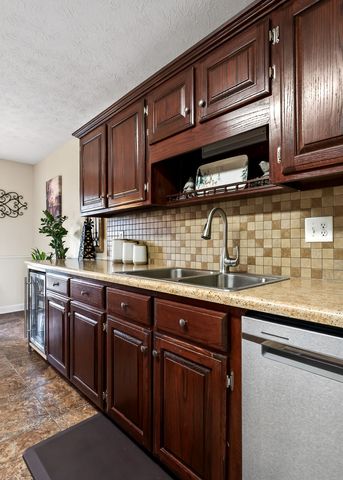 1445 Tom Grissom Rd, Morrison, TN 37357