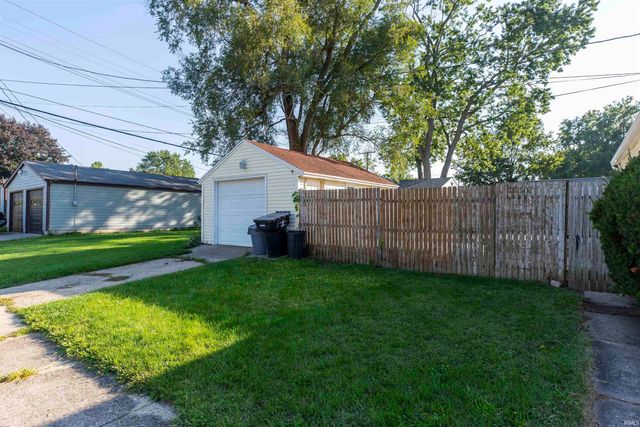 2314 Solomon Avenue, South Bend, IN 46615