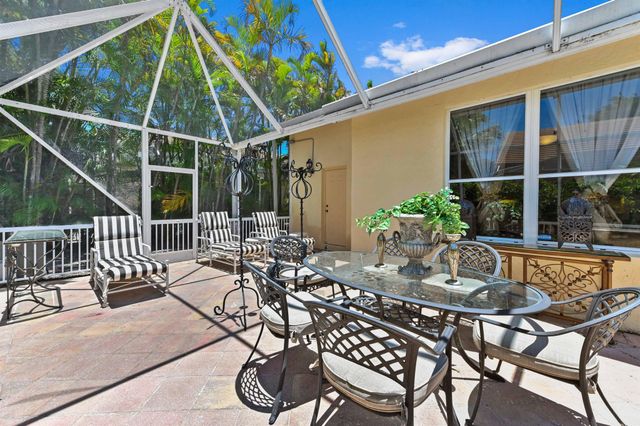 7821 Dorchester Road, Boynton Beach, FL 33472
