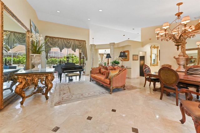 7821 Dorchester Road, Boynton Beach, FL 33472