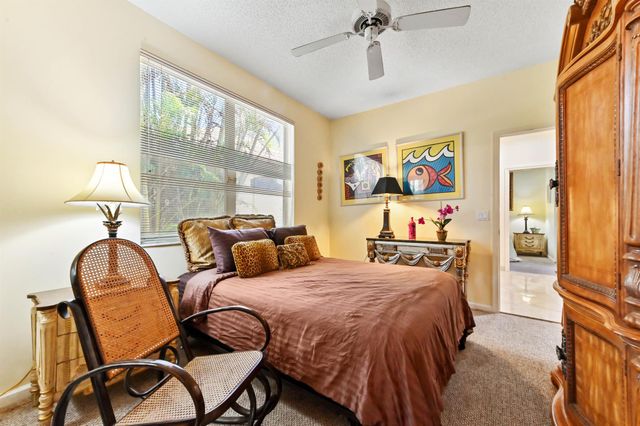 7821 Dorchester Road, Boynton Beach, FL 33472