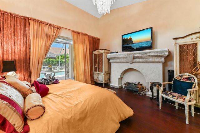 7821 Dorchester Road, Boynton Beach, FL 33472