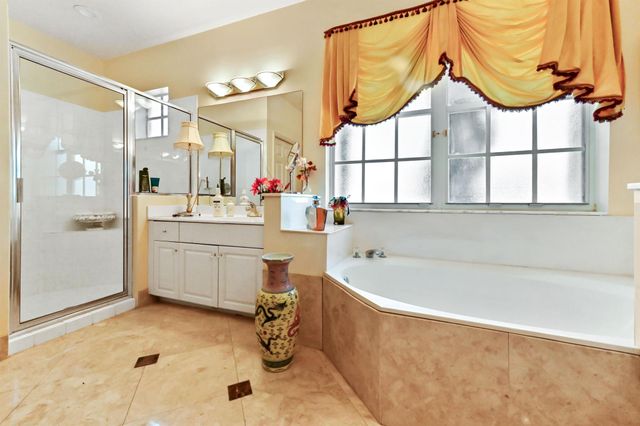 7821 Dorchester Road, Boynton Beach, FL 33472