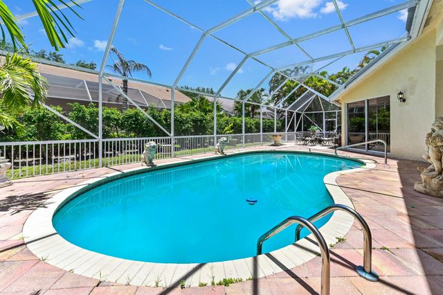 7821 Dorchester Road, Boynton Beach, FL 33472