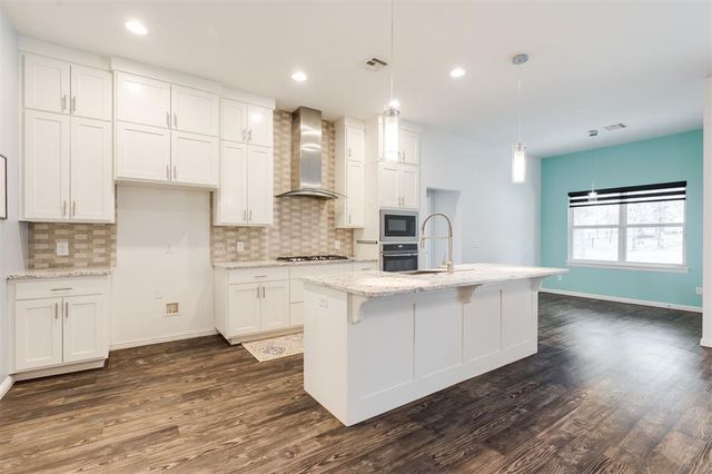 8710 Overlook Drive, Guthrie, OK 73044