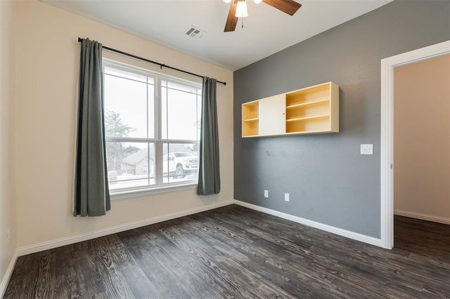 8710 Overlook Drive, Guthrie, OK 73044