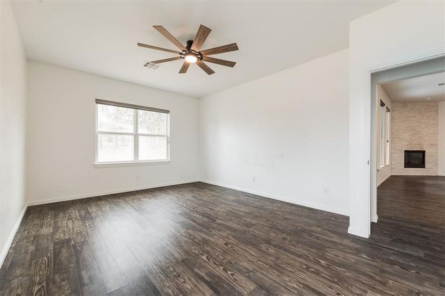 8710 Overlook Drive, Guthrie, OK 73044