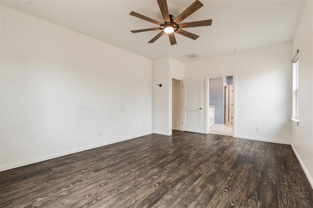 8710 Overlook Drive, Guthrie, OK 73044