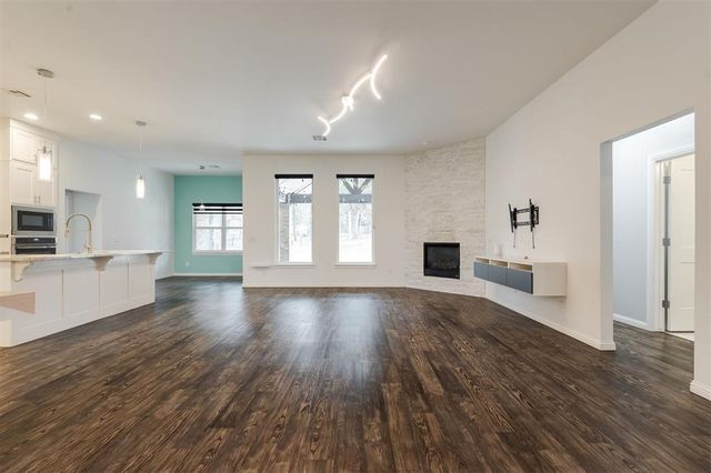 8710 Overlook Drive, Guthrie, OK 73044