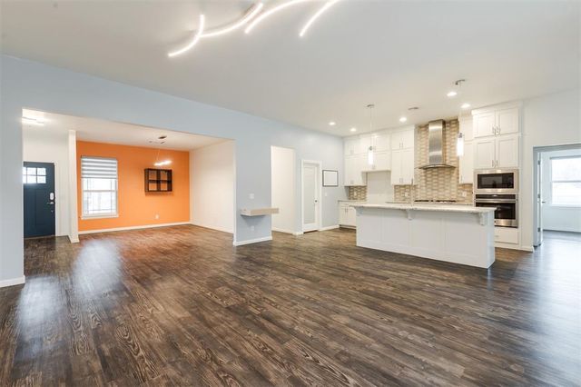 8710 Overlook Drive, Guthrie, OK 73044