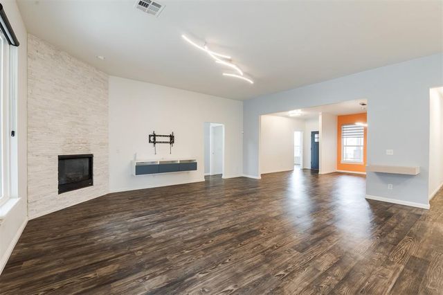 8710 Overlook Drive, Guthrie, OK 73044