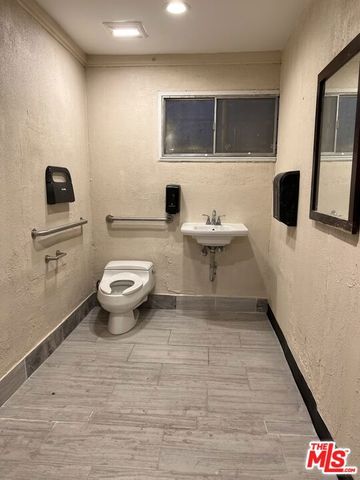 8415 State Street, South Gate, CA 90280