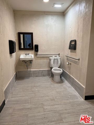 8415 State Street, South Gate, CA 90280