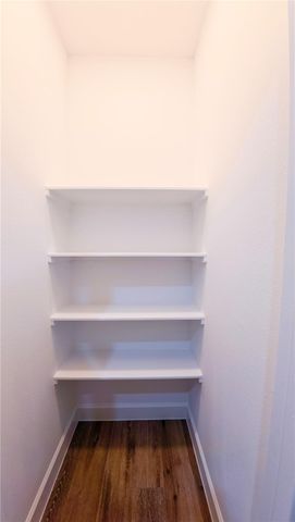 1738 Lantana Lane, El Campo, TX 77437