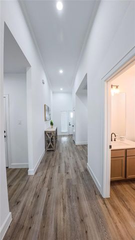 1738 Lantana Lane, El Campo, TX 77437