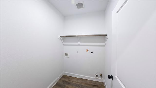 1738 Lantana Lane, El Campo, TX 77437