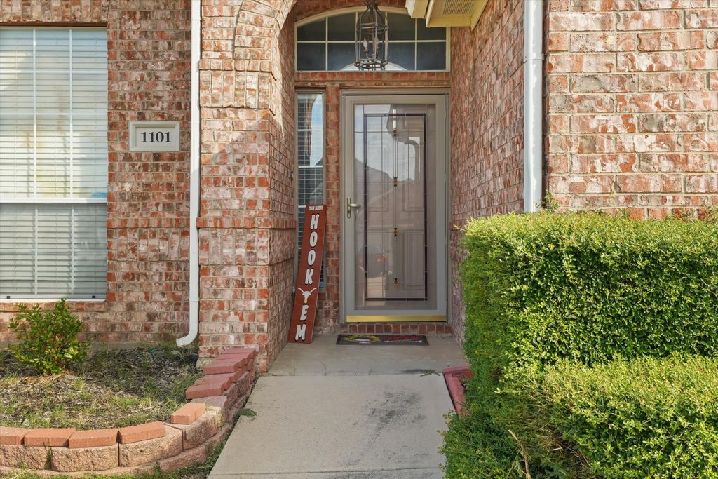 1101 Bellcrest Drive, Arlington, TX 76002 — photo 4