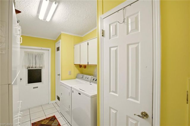 19868 Frenchmans CT, North Fort Myers, FL 33903