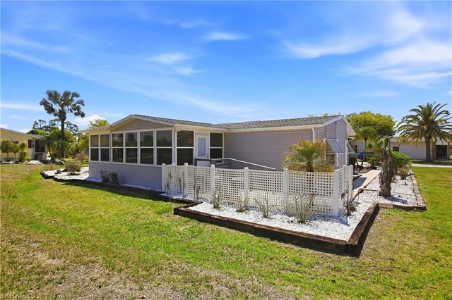 19868 Frenchmans CT, North Fort Myers, FL 33903