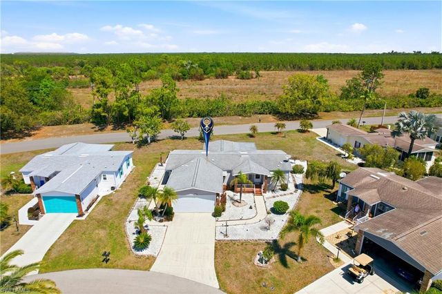 19868 Frenchmans CT, North Fort Myers, FL 33903