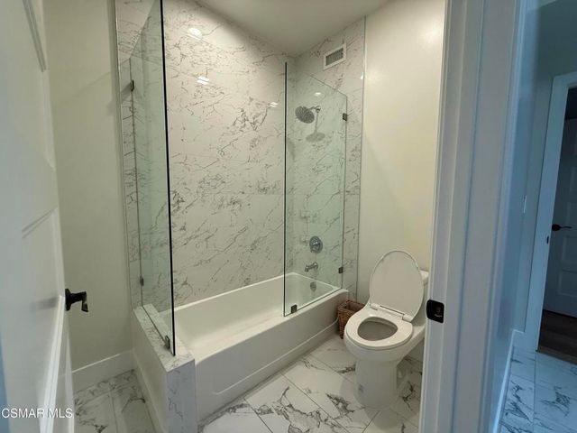 3236 Royal Oaks Drive 4, Thousand Oaks, CA 91362