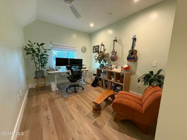 3236 Royal Oaks Drive 4, Thousand Oaks, CA 91362