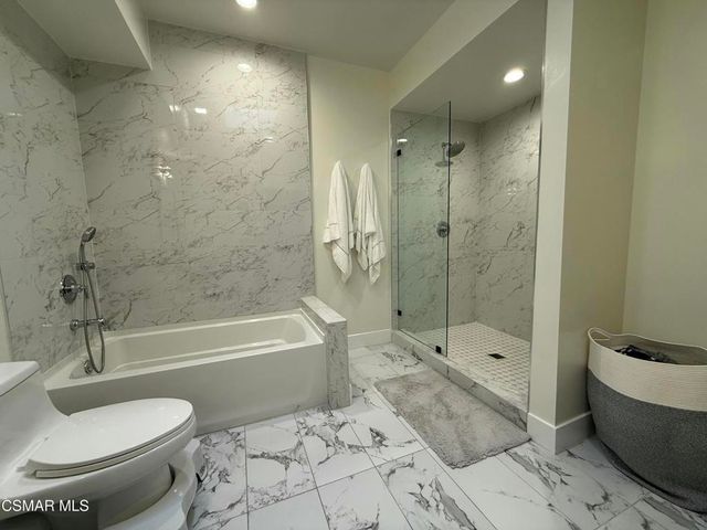 3236 Royal Oaks Drive 4, Thousand Oaks, CA 91362