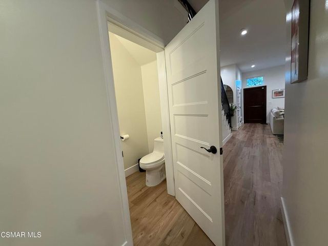 3236 Royal Oaks Drive 4, Thousand Oaks, CA 91362