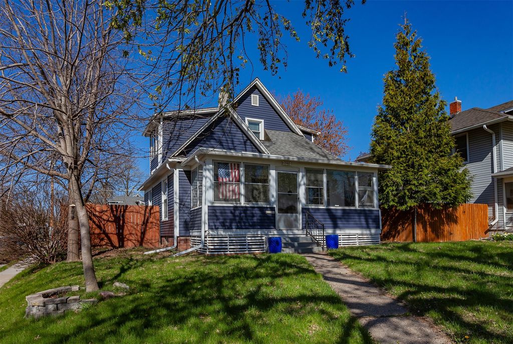 1502 29th Street, Des Moines, IA 50311