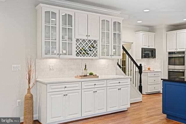 1228 PROVIDENCE TER, Mclean, VA 22101