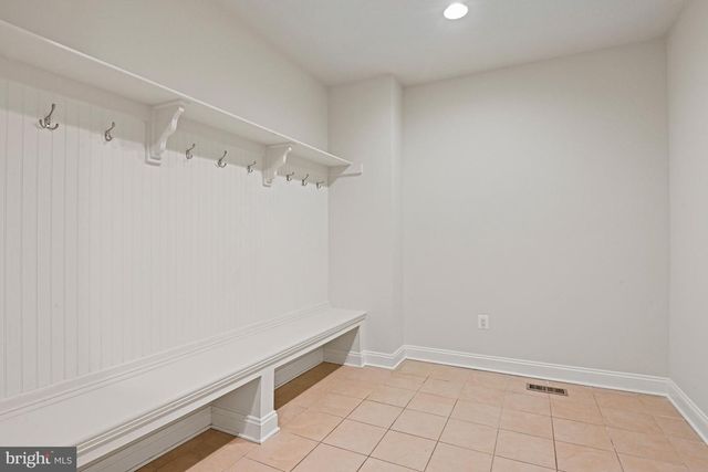 1228 PROVIDENCE TER, Mclean, VA 22101