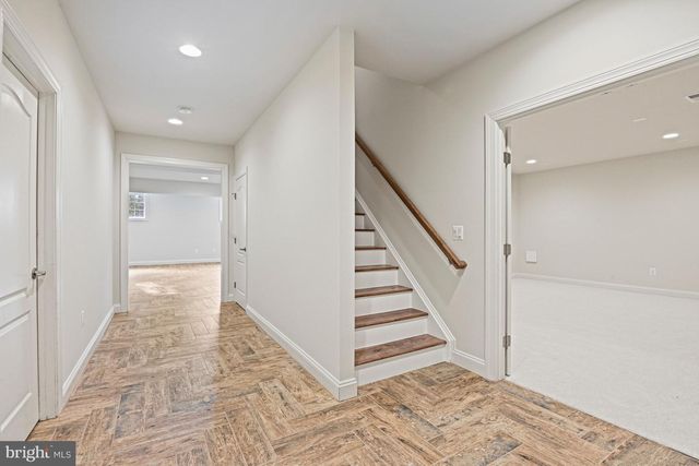 1228 PROVIDENCE TER, Mclean, VA 22101