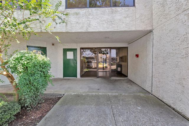 2830 S Bartell Drive 23, Houston, TX 77054