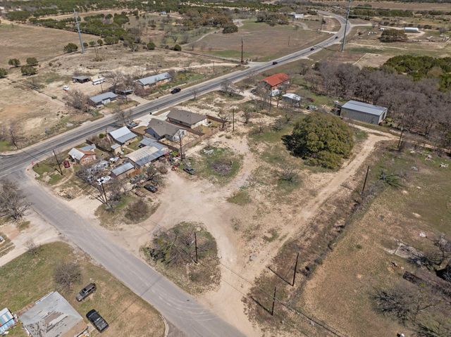 LOT: 1-2-3-4-5-6 BLK: 5 A EAST AVE i Ave, Lampasas, TX 76550
