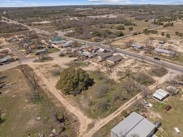 LOT: 1-2-3-4-5-6 BLK: 5 A EAST AVE i Ave, Lampasas, TX 76550