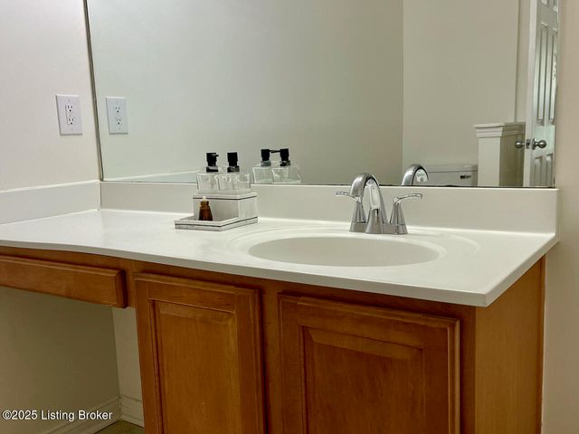 13404 Cain Ln, Louisville, KY 40245