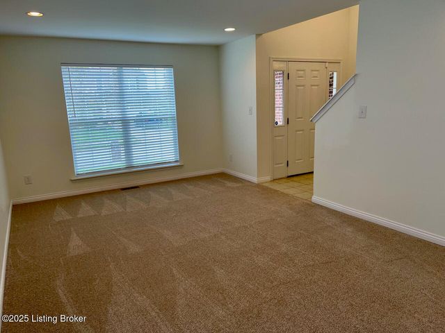13404 Cain Ln, Louisville, KY 40245