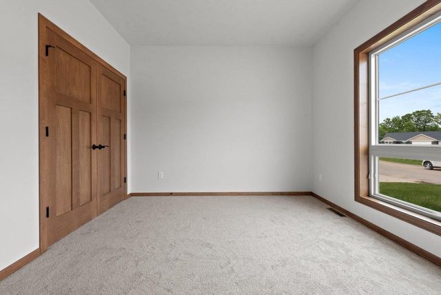 3594 BLACK SHEEP DRIVE, Green Bay, WI 54311