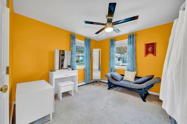 10 Humphrey St, Haverhill, MA 01830