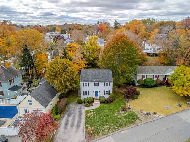 10 Humphrey St, Haverhill, MA 01830