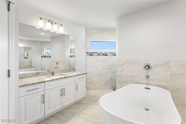 2245 NW 3rd TER, Cape Coral, FL 33993