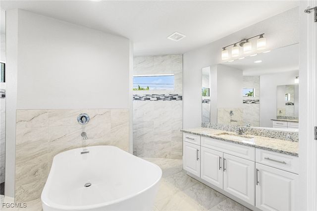 2245 NW 3rd TER, Cape Coral, FL 33993