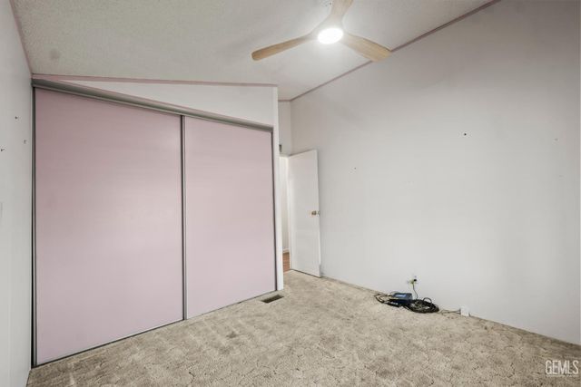 9000 Eastwind Circle, Bakersfield, CA 93306