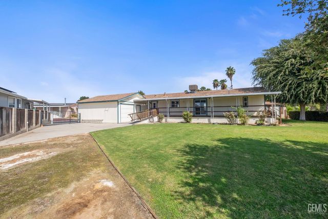 9000 Eastwind Circle, Bakersfield, CA 93306