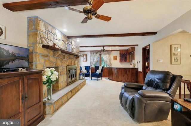 13 NASSAU CIR, Reading, PA 19607