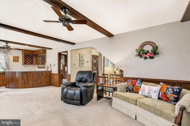 13 NASSAU CIR, Reading, PA 19607