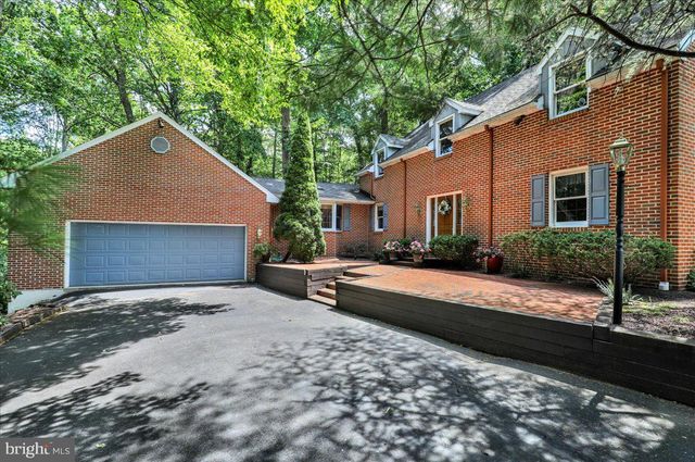 13 NASSAU CIR, Reading, PA 19607