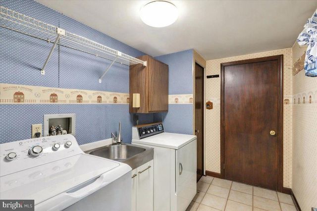 13 NASSAU CIR, Reading, PA 19607