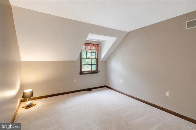 13 NASSAU CIR, Reading, PA 19607