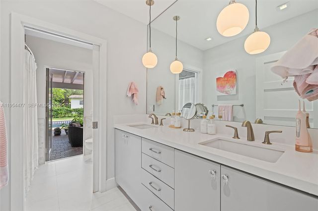 7980 SW 108th St, Miami, FL 33156